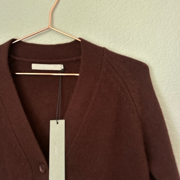 Revolve One Grey Day | Classic Cashmere Women's Cardigan - Picture 2 of 7